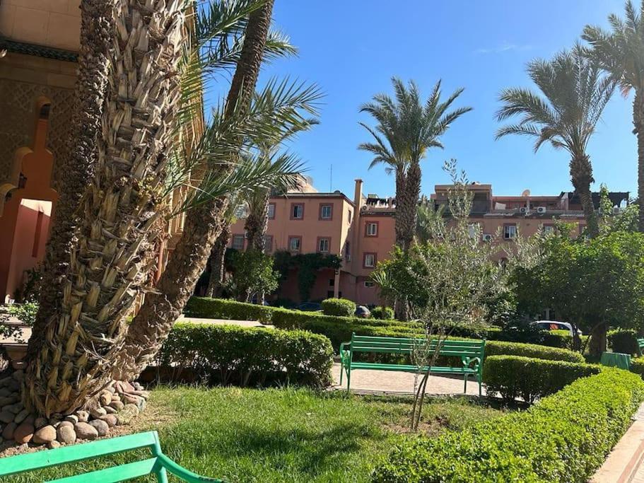 Joli Appartement T2 Residence Avec Piscines Marrakesh Luaran gambar